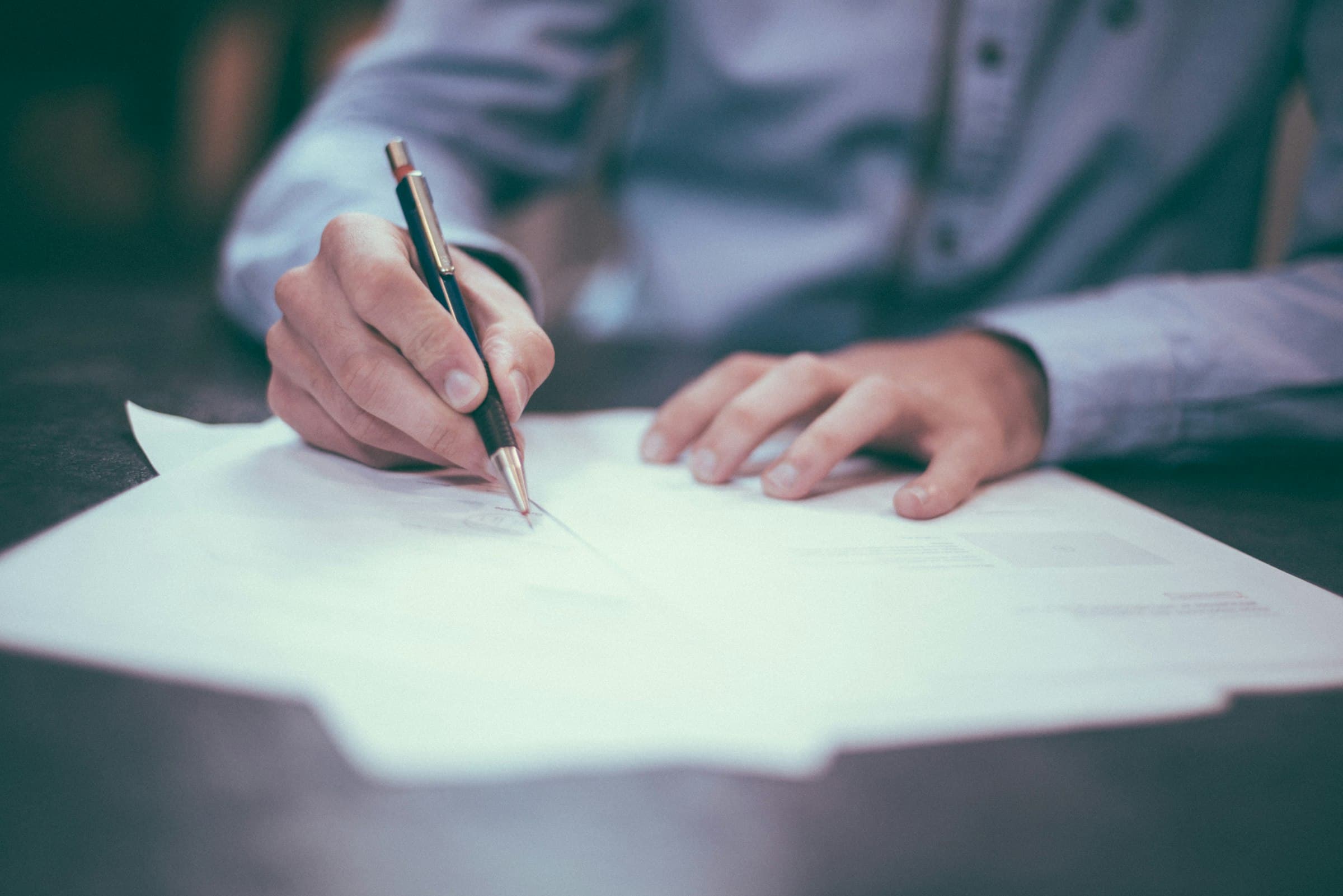 AI Search for Insurance Companies: Trust, Compliance, and Visibility