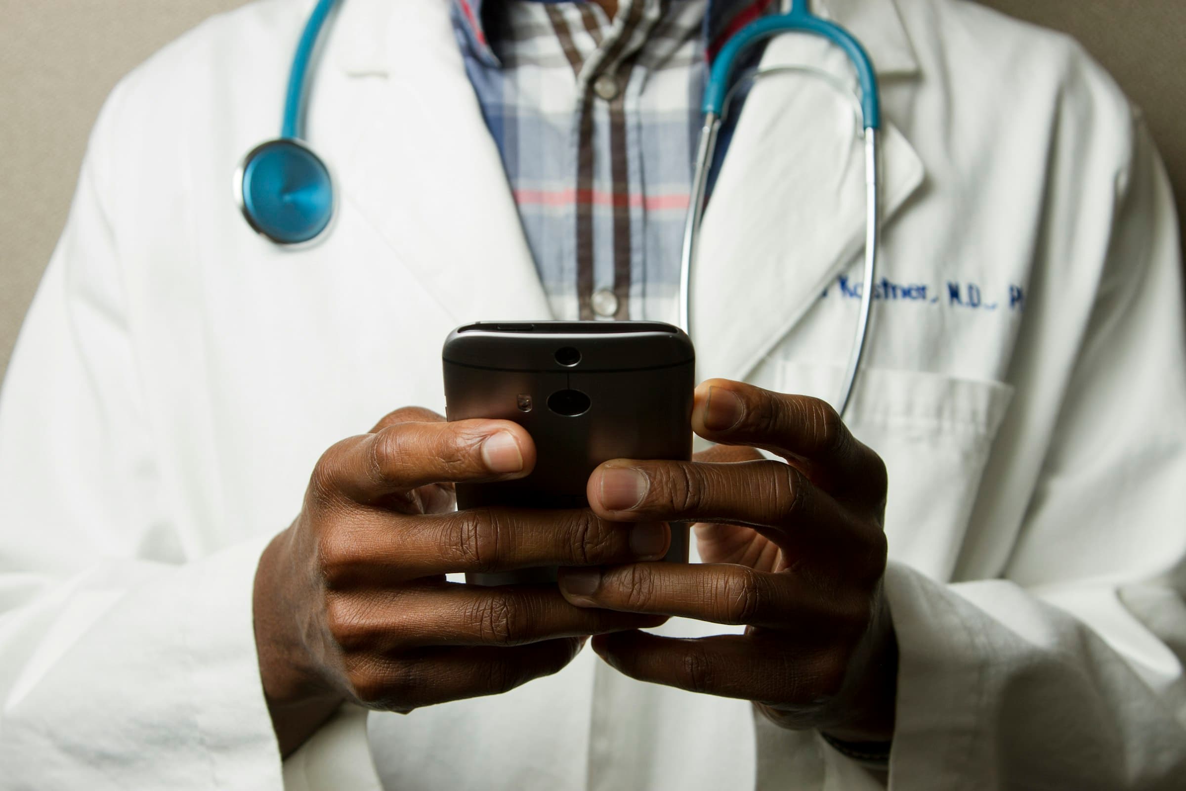 AI Search for Healthcare: Compliance, Trust, and Visibility